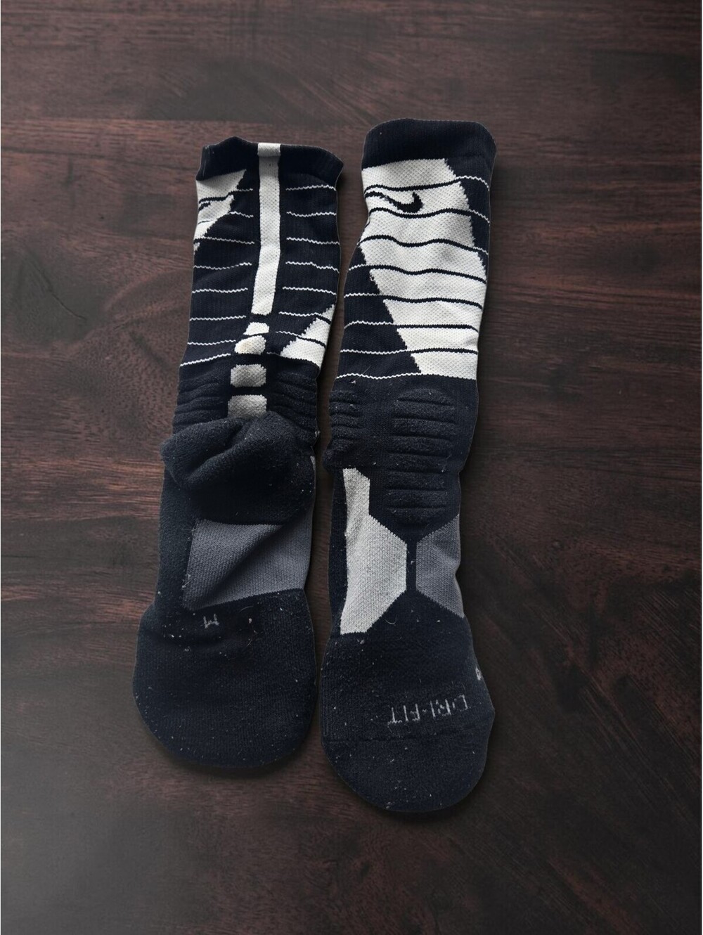 Nike Hyperelite black and white crew socks